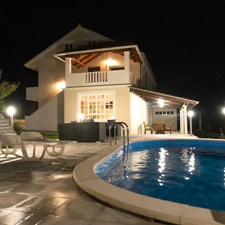 Vacation Karmen Casa de Férias